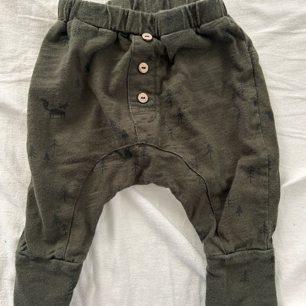 Rylee and cru - slouch pants into the woods